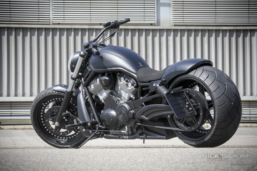 Rick's Harley-Davidson FXDR Beltabdeckung Riemenschutz schwarz matt 
