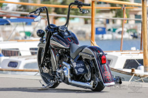 Harley-Davidson Softail Deluxe Chicano Style