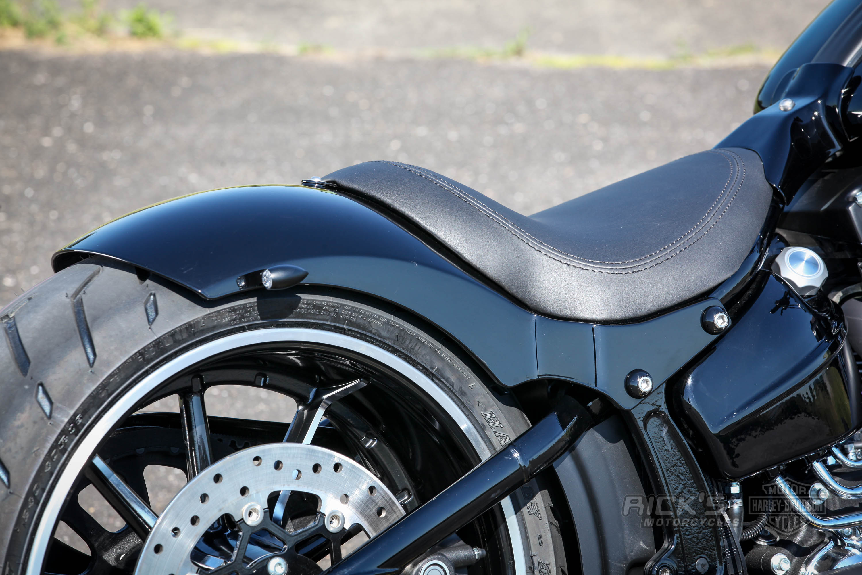 Rick`s Motorcycles - Softail Breakout 2015