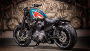 Harley-Davidson Sportster Custom battle of the kings