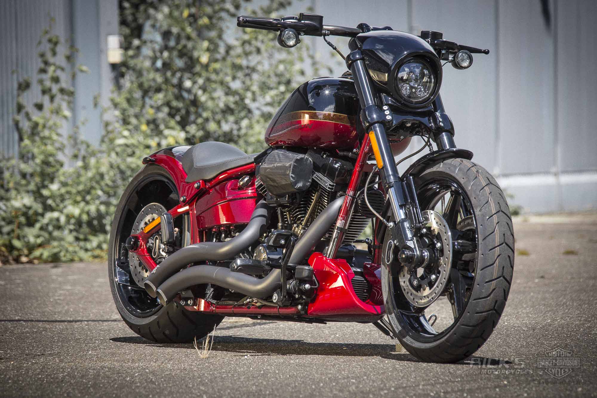 Cvo Pro Street Breakout Rick`s Motorcycles Harley Davidson Baden Baden