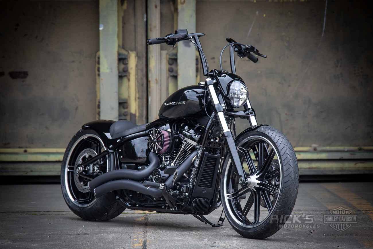 Sit Up Straight On A Breakout With An Ape Rick S Motorcycles Harley Davidson Baden Baden