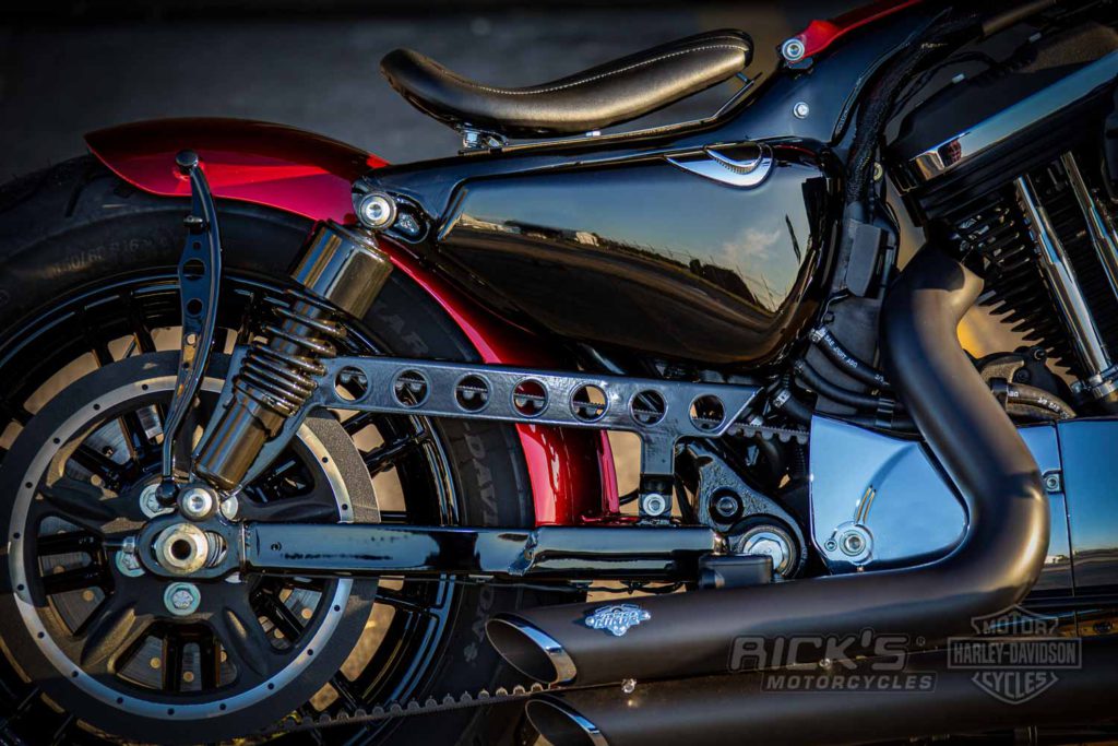 Skull Solo Seat Spring Bracket Mounting Pan Kit For Harley 48 XL 883 1200 Bobber