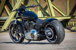 Harley Davidson Breakout Custom Ricks 025
