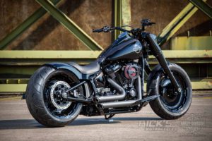 Harley Davidson Fat Boy 260 Custom Ricks 001