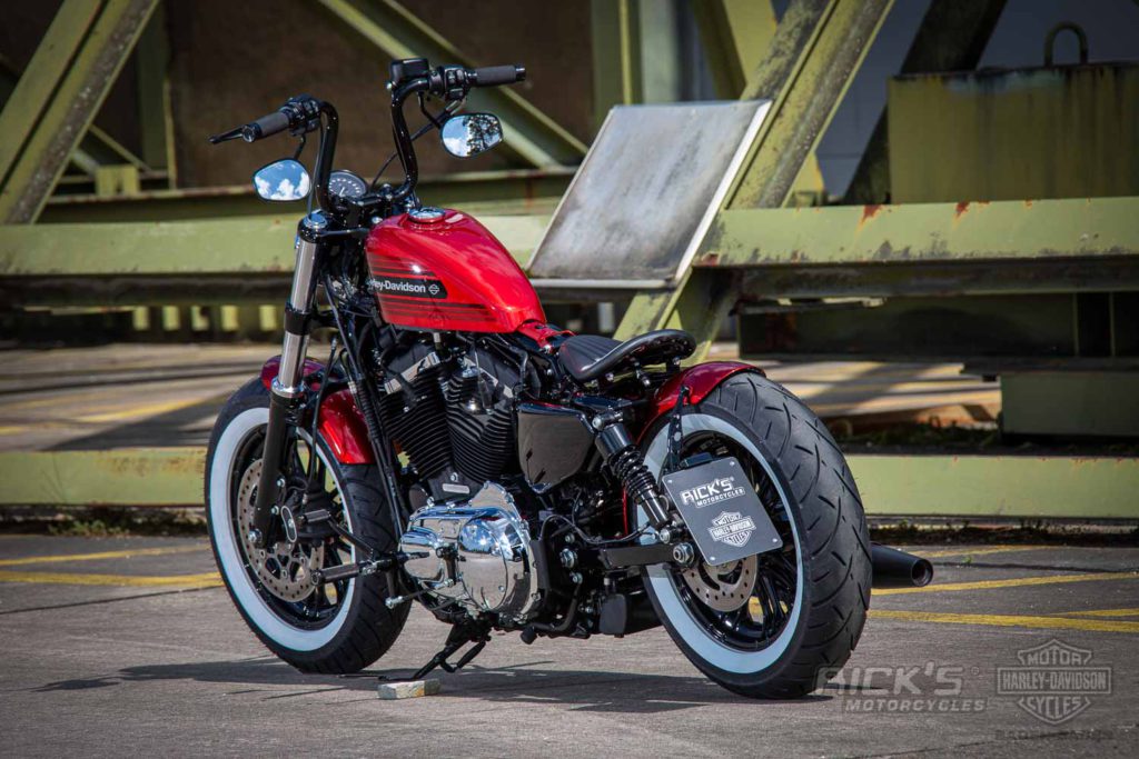 Harley 883 Custom Bobber | atelier-yuwa.ciao.jp