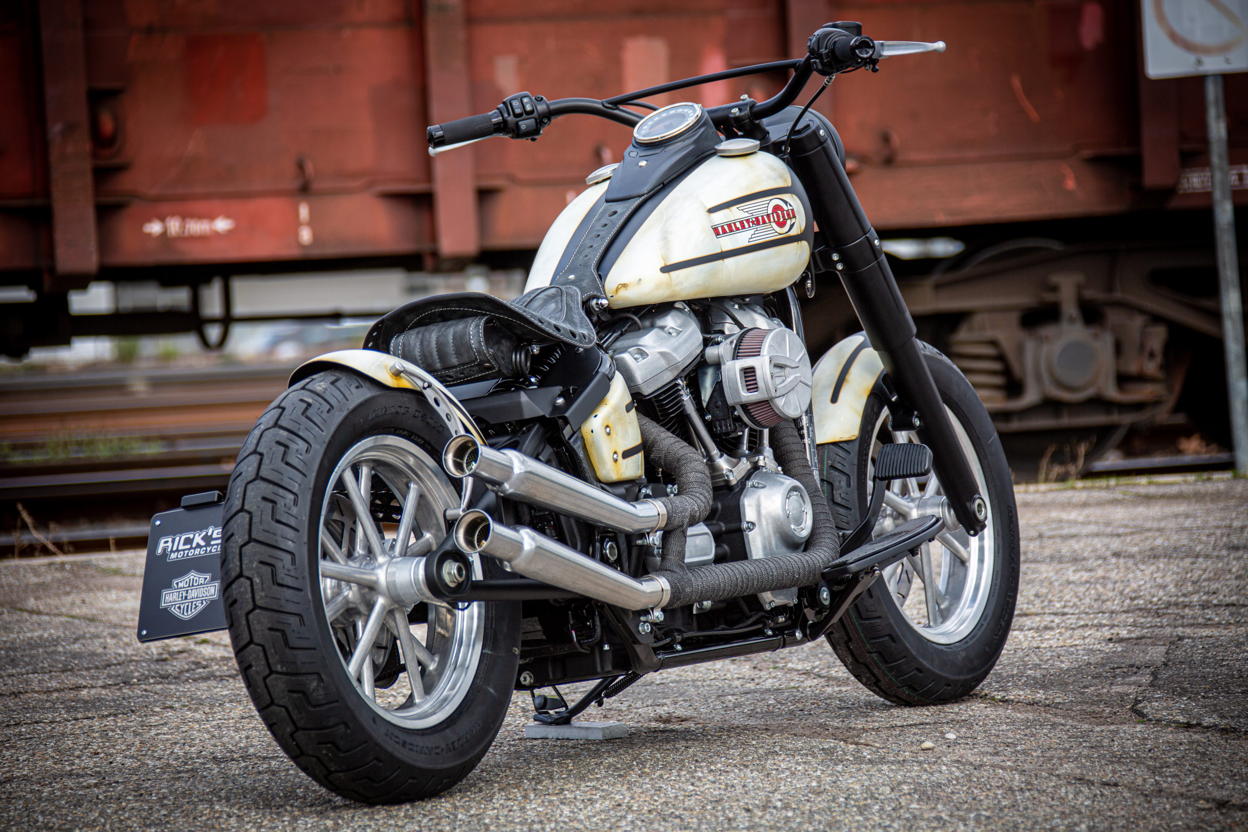 M8 Slim - Cannonball - Rick`s Motorcycles - Harley Davidson- Baden Baden