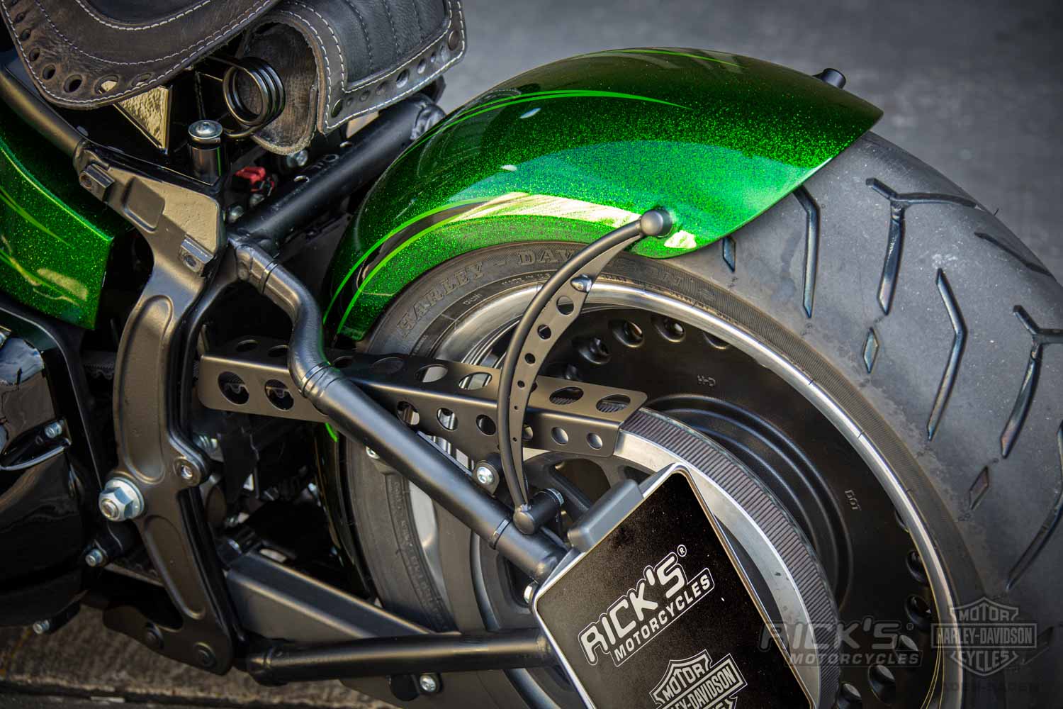 softail bobber rear fender kit