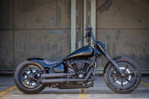 Harley Davidson Breakout 300 Custom ricks 002