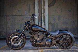 Harley Davidson Breakout 300 Custom ricks 051