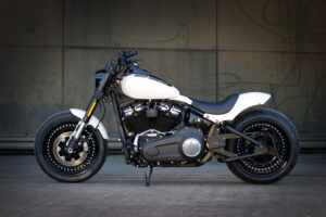 Ricks M8 Fat Bob 300 weiss Werner C0A1427