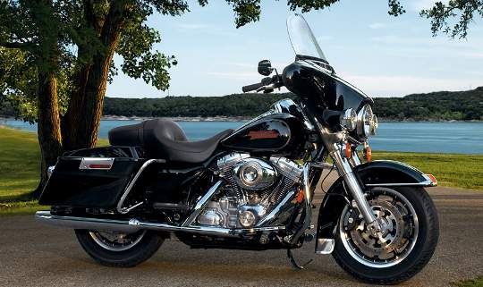 FLHT Electra Glide® Standard