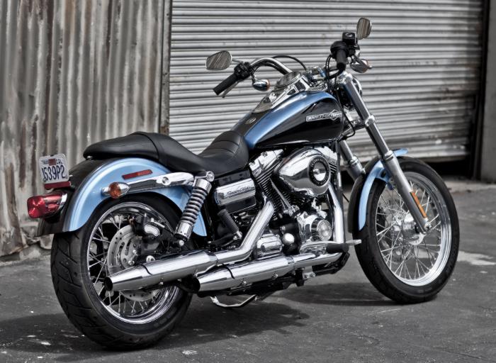 Dyna Super Glide Custom