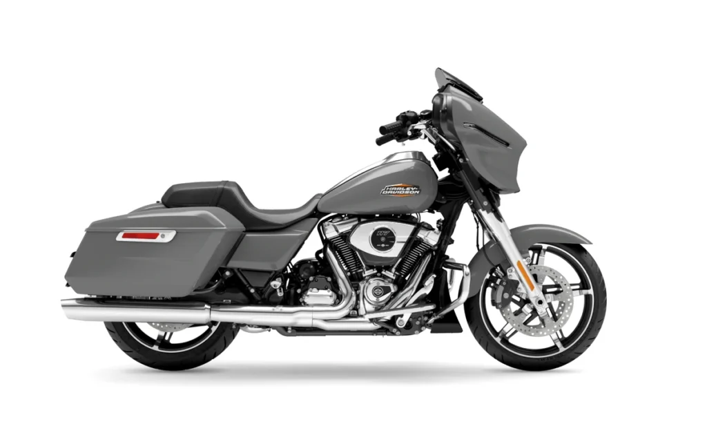 2025 street glide m02 motorcycle