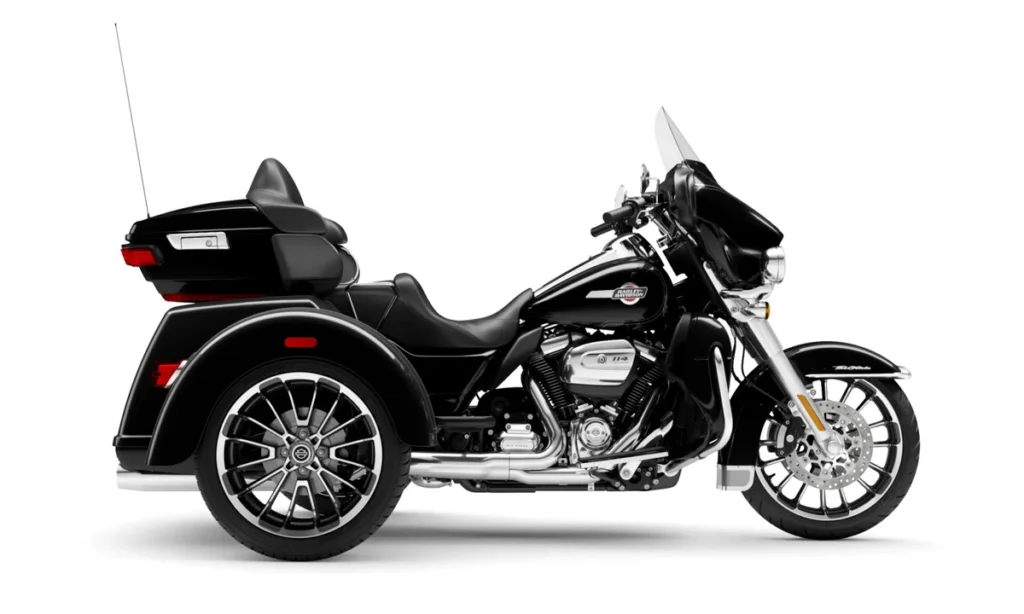 2025 tri glide ultra m04 motorcycle